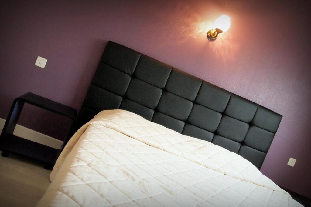 Hotel Le Rohu Séné Cameră foto